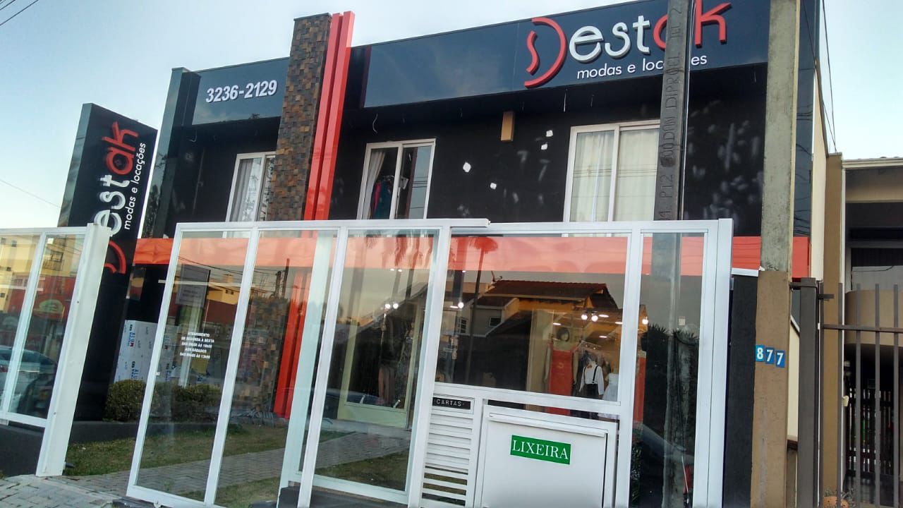 Trabalho 12 - Guarda-corpo metálico