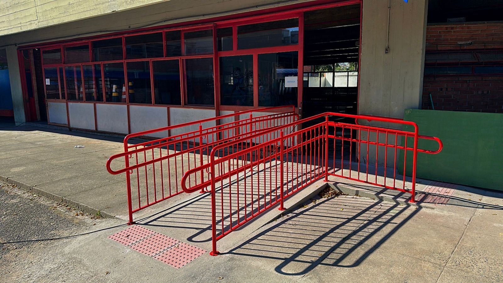 Trabalho 11 - Estrutura para telhado