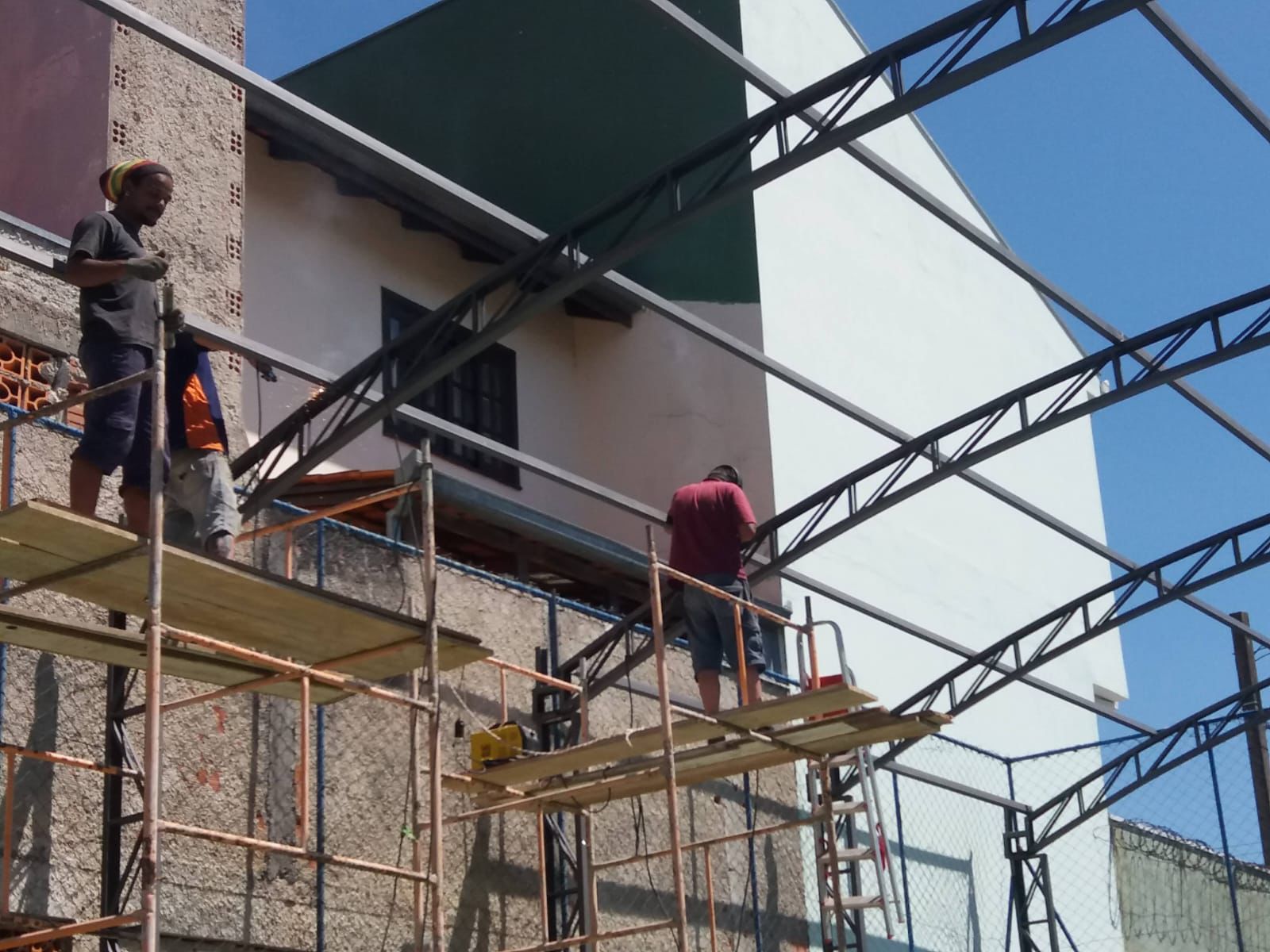 Trabalho 6 - Corrimão metálico