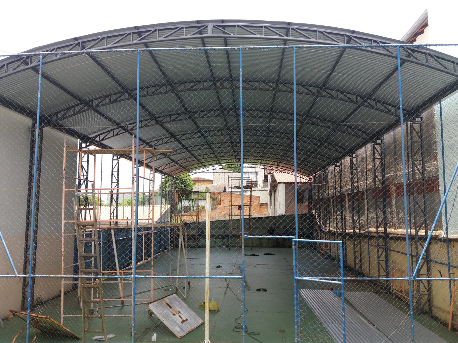 Trabalho 9 - Estrutura para escada